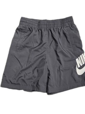 Nike Sportswear Club
Big Kids' 6" Woven Boys' Athletic Shorts with White Swoosh